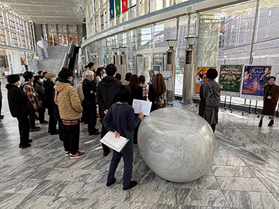 案内活動の様子1